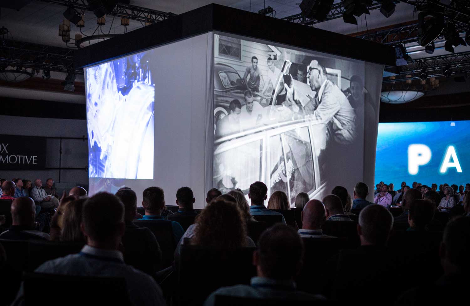 event attendees in 360 seating format