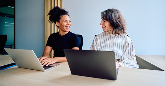 employees on a global team receiving recognition